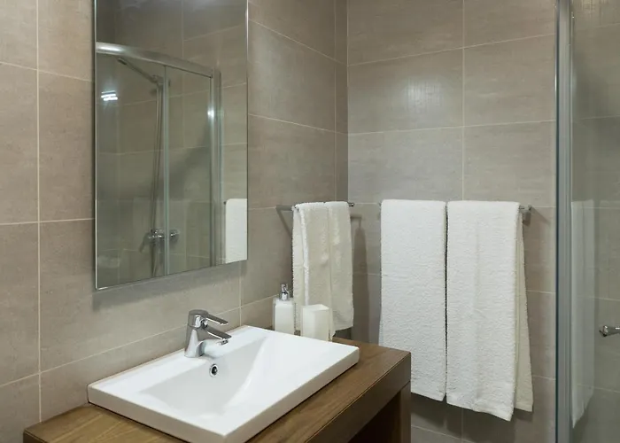 Alojamento de Acomodação e Pequeno-almoço Casa Jerónimo 3*